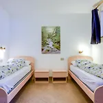 Crepaz Apartment *