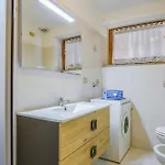 Crepaz Apartment *
